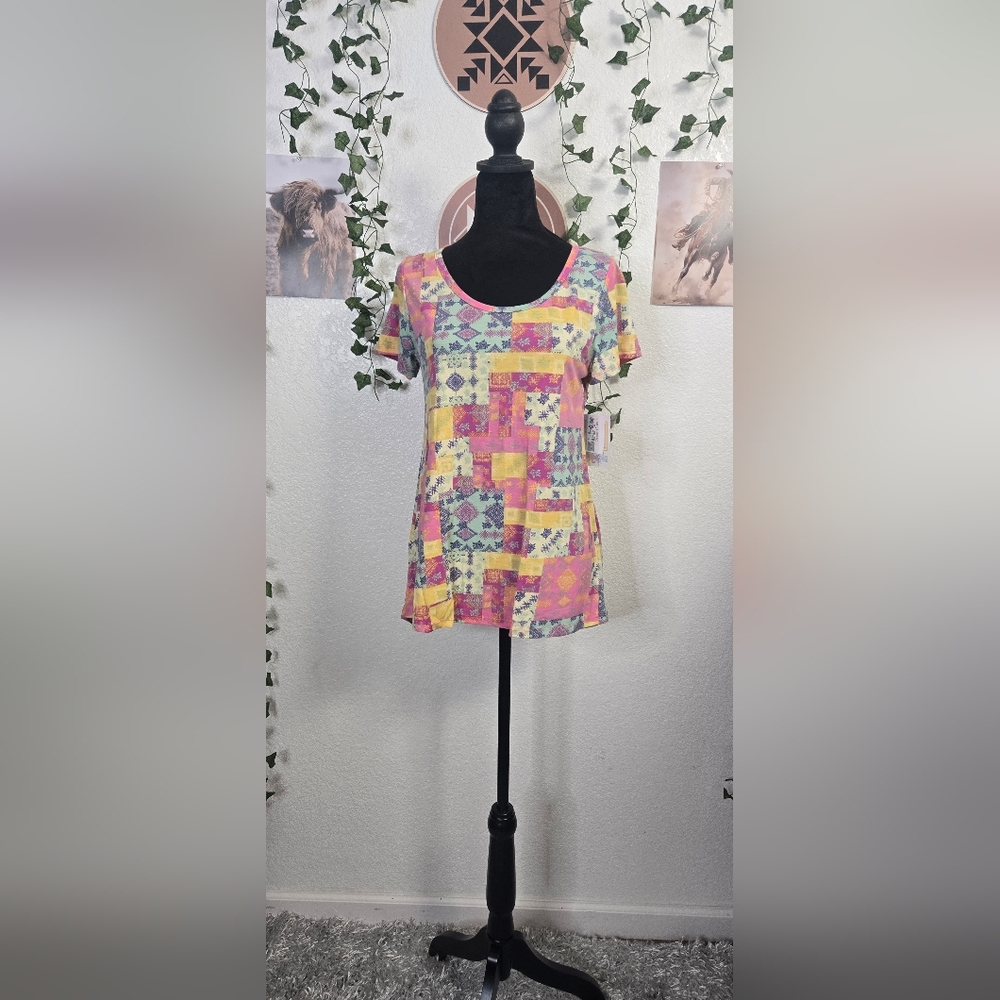 LuLaRoe Pink Yellow Graphic Tunic T-Shirt